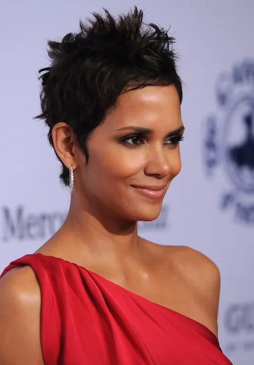 Pixie Repicado Cortes de pelo corto rizado alisado