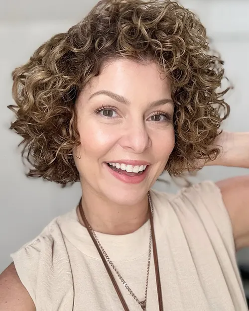 Famosa brasileira que usa ou já usou cabelo curto.