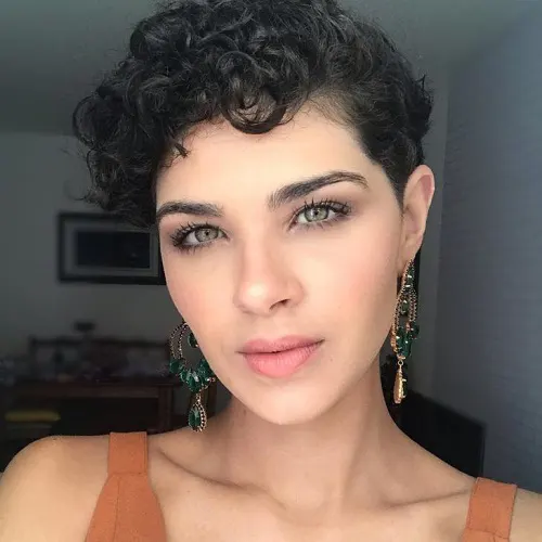 Ideia de Corte Para Rosto Oval Ideia de Corte Para Rosto Oval