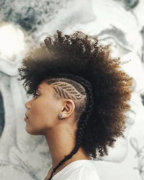 Corte com Laterais Raspadas (Sidecut) Para Cabelo Crespo