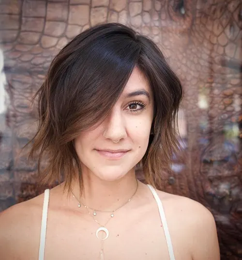 Sugestão de luzes paras cabelos castanhos