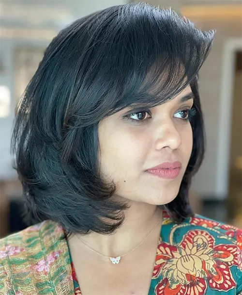 Maravilhoso Corte de Cabelo Chanel Arredondado: Camadas Sedosas e Emplumadas Maravilhoso Corte de Cabelo Chanel Arredondado: Camadas Sedosas e Emplumadas