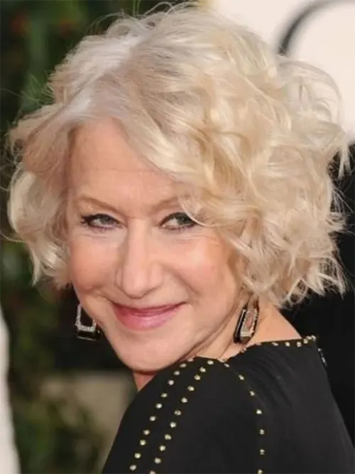 Maravilhoso Corte de Cabelo Curto Para Mulher com 60 Anos ou Mais: Divisão Lateral Profunda