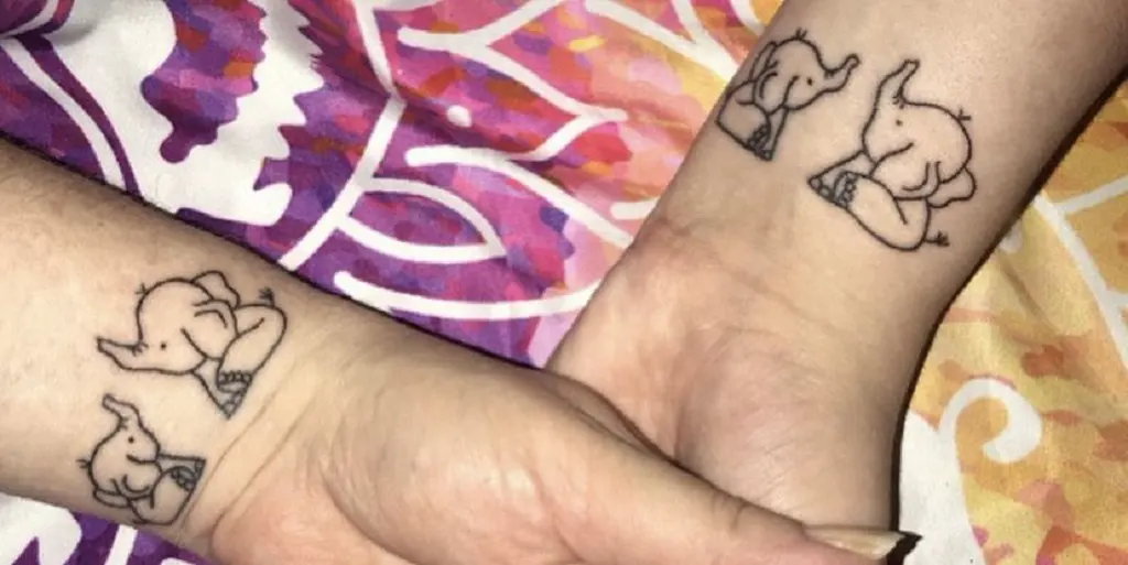 Ideia de Tatuagem Mãe e Filha Para Registrar o Amor