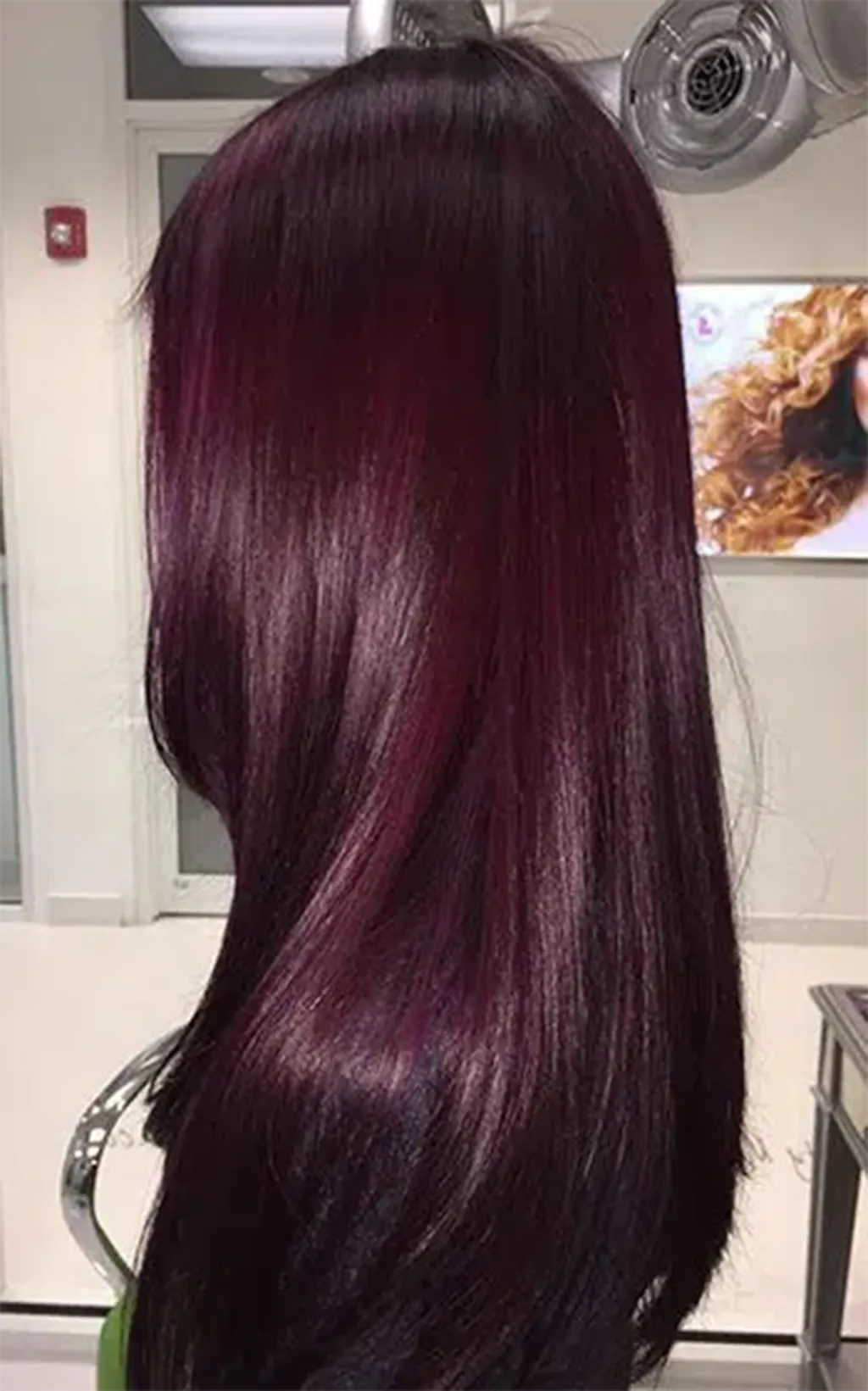 Ideia Impressionante de Cor de Cabelo Vinho Tinto