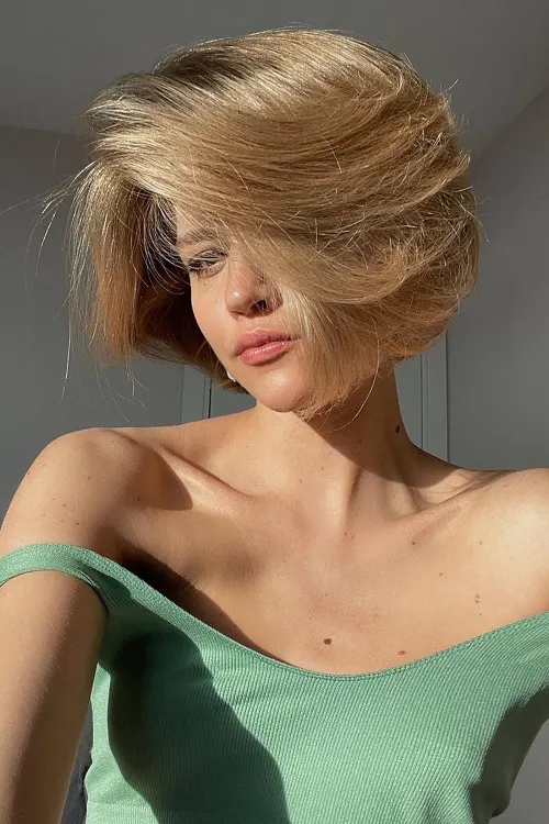 Sugestão de Corte Chanel para Cabelos Loiros