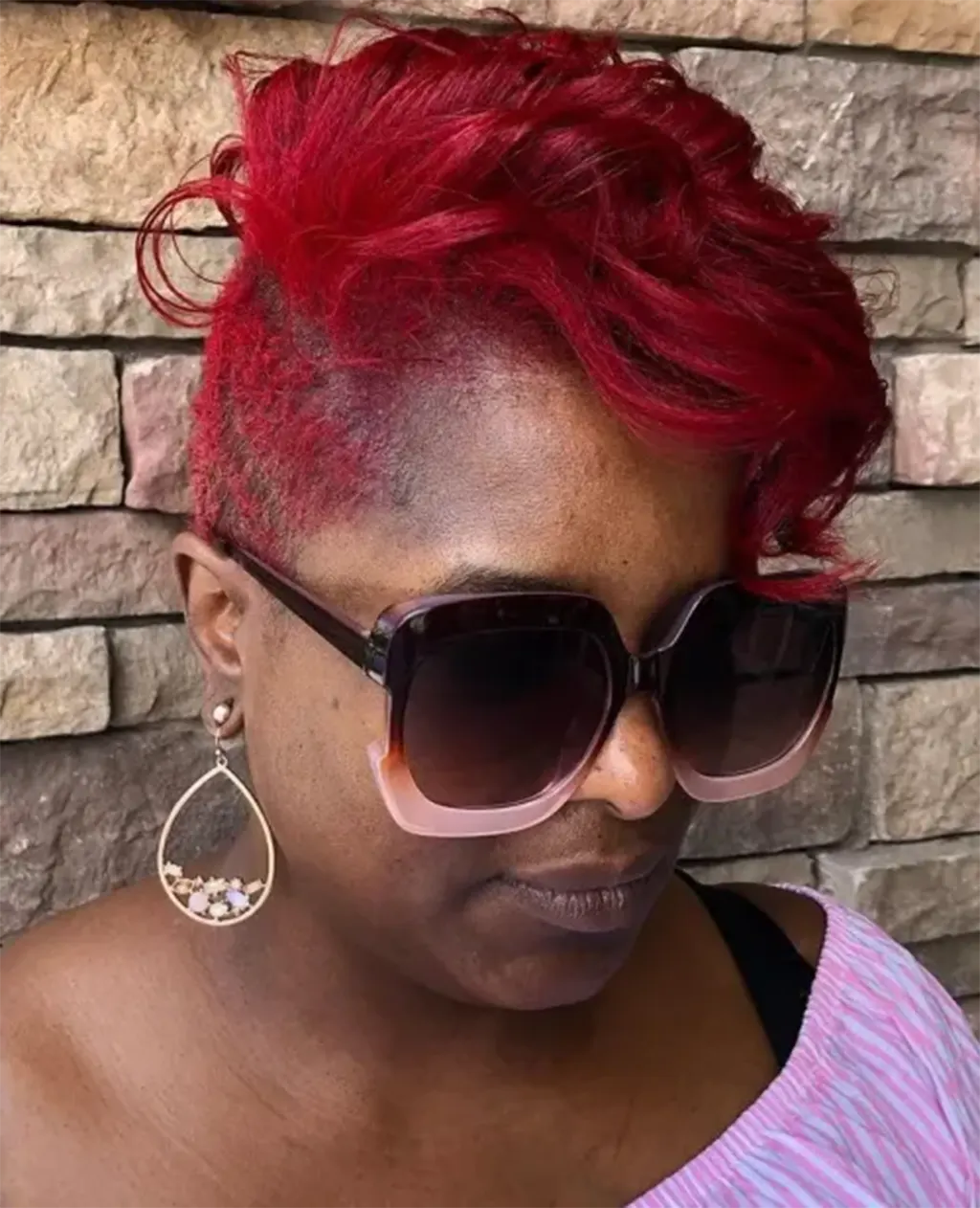 Pixie Undercut Ruivo Brilhante Estilos de Penteados Curtos Ruivos