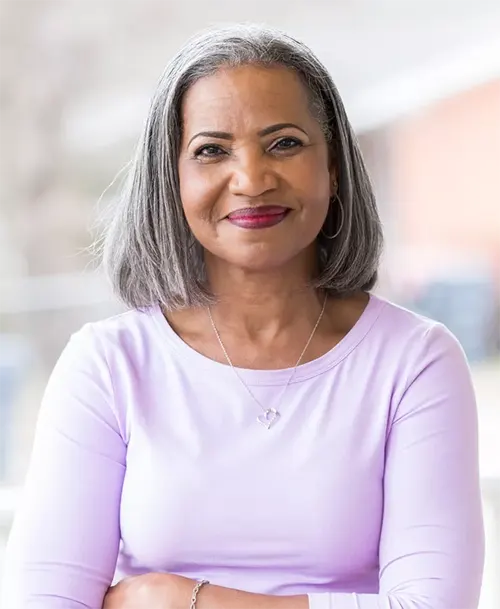 Long Bob Reto Ideia de Corte de Cabelo Curto Para Mulheres com 50 Anos ou Mais