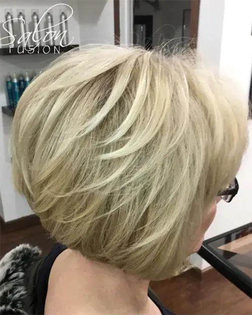 Bob com Camadas Angulares Bob com Camadas Angulares