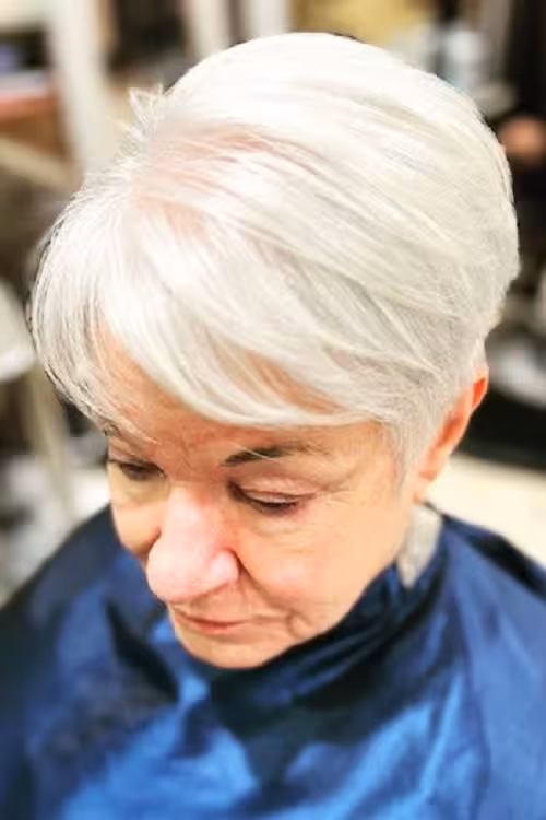 Moderno Corte de Cabelo Branco Para Mulheres 60+ 70+