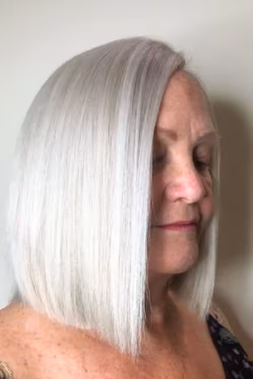 Sofisticado Corte Para Cabelos Grisalhos Para Mulheres 60+ 70+